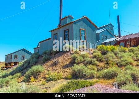 the standard mill which processed ore from the mine. Bodie state historic park, abandoned Californian Ghost Town. Historic United States of America of Stock Photo