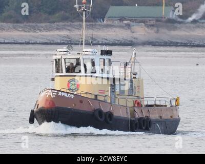 Queenborough, Kent, UK. 28th September, 2020. Paul O'Grady was spotted in Queenborough Harbour this afternoon, after returning from a journey out to sea on the X-Pilot tug filming a feature on the Red & Shivering Sands Forts out in the Thames Estuary. Credit: James Bell/Alamy Live News Stock Photo