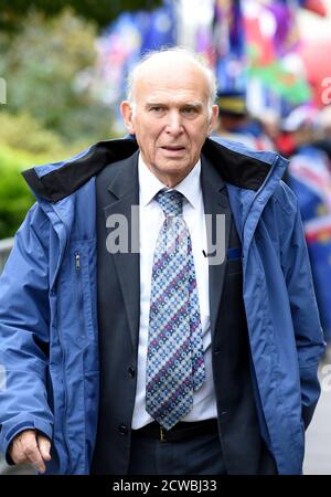 Photograph of Vince Cable. Sir John Vincent Cable (1943-) a British politician who was Leader of the Liberal Democrats from 2017 to 2019. He was Member of Parliament for Twickenham from 1997 to 2015 and from 2017 to 2019. He also served in the Cabinet as Secretary of State for Business, Innovation and Skills from 2010 to 2015 Stock Photo