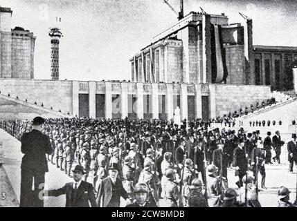 Black and white photographs of the Exposition Universelle (World Fair) in Paris in 1937; the official procession in front of the Palais de Chaillot. Stock Photo