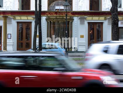 Vienna. 29th Sep, 2020. Photo taken on Sept. 29, 2020 shows the Hotel Imperial in Vienna, capital of Austria. Hotel industry in Vienna has been heavily affected by the COVID-19 pandemic. Credit: Guo Chen/Xinhua/Alamy Live News Stock Photo