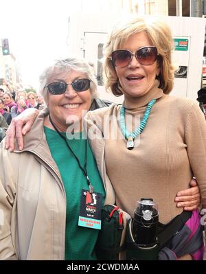 **FILE PHOTO** Helen Reddy Has Passed Away Aged 78. ALos Angeles CA - JANUARY 21: Helen Reddy, Jane Fonda, At Women's March Los Angeles, At Downtown Los Angeles In California on January 21, 2017. Credit: Faye Sadou/MediaPunch Stock Photo