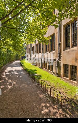 OXFORD CITY ENGLAND MERTON STREET AND ENTRANCE TO MERTON GROVE Stock Photo