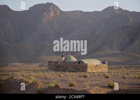 Traditional home in the Kavir desert between Khur and Mesr, central Iran Stock Photo