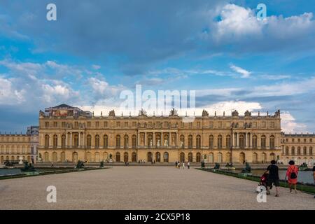 Versailles, France - August 27, 2019 : People visiting the Palace of Versailles, a royal chateau in Versailles, France. It was added to the UNESCO Wor Stock Photo