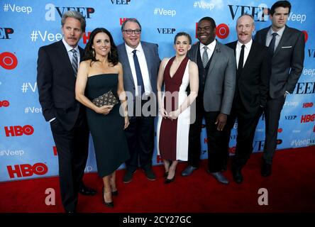 Actress Julia Louis-Dreyfus (2nd L) poses with fellow cast members at the New York Premiere of the fourth season of the HBO television series 'VEEP' in New York City April 6, 2015. From left are Gary Cole, Dreyfus, Kevin Dunn, Anna Chlumsky, Sam Richardson, Matt Walsh and Timothy Simons.   REUTERS/Mike Segar