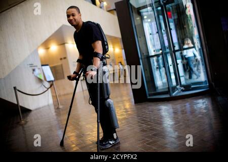 22-year-old Errol Samuels From Queens, New York, Who Lost The Use Of ...