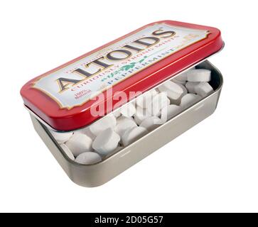 Altoids Curiously Strong Mints-foton och fler bilder på Altoids - Altoids,  Mint - Godis, Inga människor - iStock