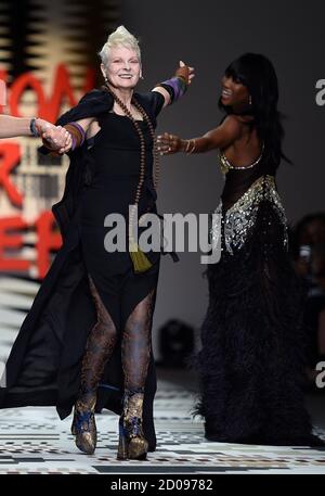 Naomi Campbell on the catwalk during the Fashion For Relief charity Catwalk 2015 at Somerset House, home of the British Fashion Council, London Stock Photo - Alamy
