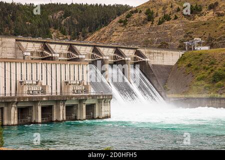 Aviemore Hydro Station in New Zealand, using water from man-made Lake Aviemore or Mahi Tikumu. It is part of the Waitaki hydroelectric scheme. Stock Photo