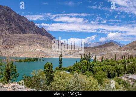 Satpara Lake is a natural lake near Skardu, Gilgit-Baltistan, Pakistan, which supplies water to Skardu Valley Stock Photo