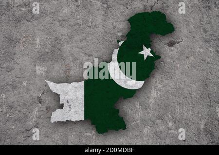 Flag of Pakistan on weathered concrete Stock Photo - Alamy