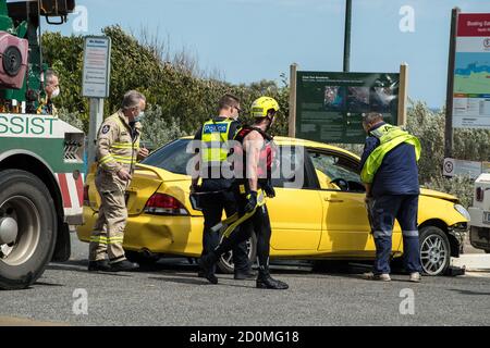 Melbourne, Australia 03 Oct 2020, Emergency Services recover a vehicle that had been driven off a pier in Brighton on Saturday morning, several members of the public jumped into the water to assist the male driver, who was taken to hospital for assessment. Credit: Michael Currie/Alamy Live News Stock Photo