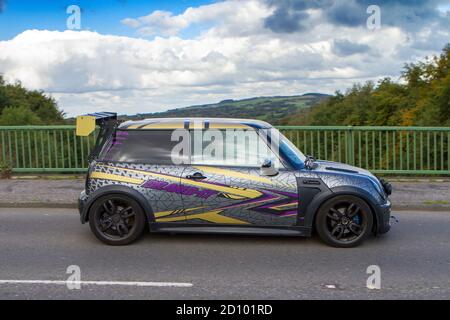 2002 Brand It Vinyl Wrap Mini Cooper S Grey Car Hatchback Petrol driving in Chorley, UK Stock Photo