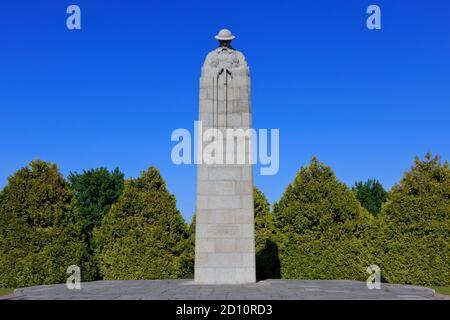 The Brooding Soldier memorial at the Saint Julien Memorial marking the 1st German gas attacks from 22-24 April 1915 in Langemark-Poelkapelle, Belgium Stock Photo