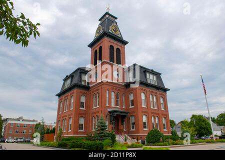 Ash Street School building, built in 1873, at 196 Ash Street in downtown Manchester, New Hampshire NH, USA. Now this house is owned by a company. Stock Photo