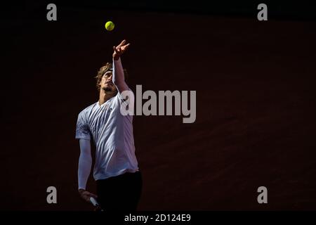 Paris, France. 4th Oct, 2020. Alexander Zverev of Germany serves during the men's singles 4th round match against Jannik Sinner of Italy in the French Open tennis tournament 2020 at Roland Garros in Paris, France, Oct. 4, 2020. Credit: Aurelien Morissard/Xinhua/Alamy Live News Stock Photo