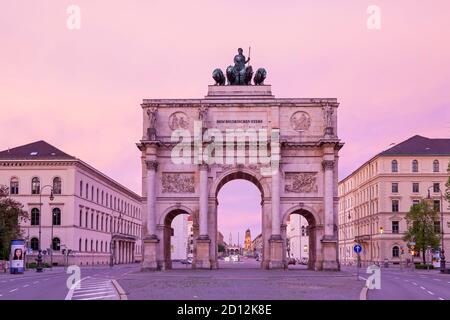 geography / travel, Germany, Bavaria, Munich, Siegestor (Victory Gate) with Leopoldstrasse (street) di, Additional-Rights-Clearance-Info-Not-Available