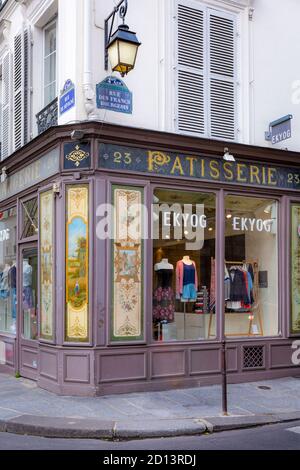 Paris, France, French CLothing Store Front, Sandro, Entrance, Shop Window,  looking in Stock Photo - Alamy