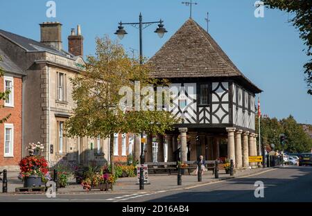 Royal Wootton Bassett, Wiltshire, England, UK. 2020. The historic market town of Royal Wootton Bassett with Town Hall built in 17th Century. Stock Photo