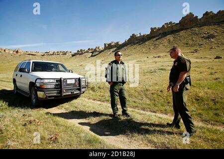 Alberta Montana Border Crossing Alberta Canada Stock Photo Alamy   Us Border Patrol Agents Patrol The Border Of Montana And Alberta Near Sweetgrass Montana May 29 2009 Agents On Both Sides Of The Border Are Getting Ready For The New Western Hemisphere Travel Initiative That Comes Into Effect June 1 2009 Requiring All People Crossing To Have Whti Compliant Government Documentation Reuterstodd Korol United States Politics 2d1b28j 