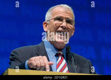 Retired U.S. Marine Corps Lt. Col. Oliver North speaks during the National Rifle Association's 139th annual meeting in Charlotte, North Carolina May 14, 2010. REUTERS/Chris Keane (UNITED STATES - Tags: POLITICS)