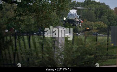 Airforce 1 departs Walter Read National Military hospital with the President of the US Donald J Trump after being treated for covid 19. Oct 5, 2020. Stock Photo