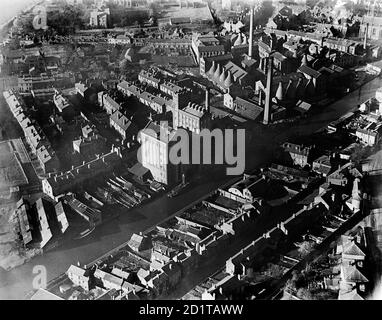 WORCESTER. Aerial view of the Diglis area of Worcester, adjacent to the Worcester and Birmingham Canal. The factories and kilns on Portland Street and Mill Street were associated with the porcelain works. Photographed in March 1921. Aerofilms Collection (see Links). Stock Photo