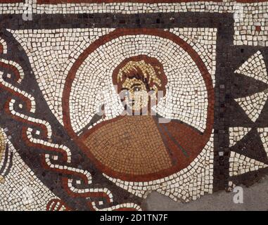 LULLINGSTONE ROMAN VILLA, Kent. Mosaic floor. Detail from the centre panel 'Spring'. Stock Photo