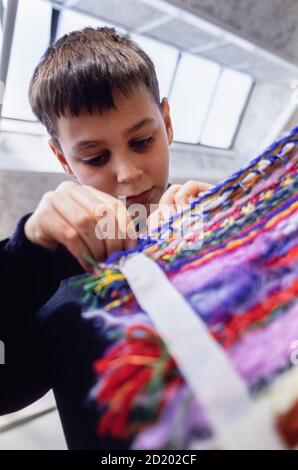 Design and Technology lesson at Kemnal Manor School in Sidcup, Kent. 09 March 1993. Photo: Neil Turner Stock Photo