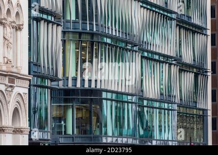 Amazon London Offices at Sixty London Building - 60 Holborn Viaduct London.  Architect Kohn Pedersen Fox Associates KPF 2013. Amazon UK Offices. Stock Photo