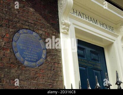 Chatham House, the office of The Royal Institute of International Affairs in London. Newly-decoded files of the former East German Stasi secret service have revealed a spy at the heart of the British establishment. * ... Reports in The Times revealed that the Stasi files include details of an agent codenamed Eckart who allegedly worked at the influential Royal Institute of International Affairs during the 1980s and passed on sensitive information to East Berlin. The Home Office was unable to confirm whether it was aware of the case, but cautioned that information from the files of former Co Stock Photo