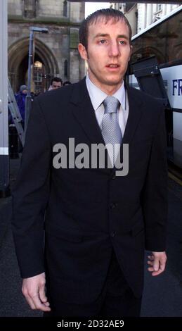 Leeds United footballer Lee Bowyer arrives at Hull Crown Court, in the trial where he is accused of GBH with intent. Stock Photo
