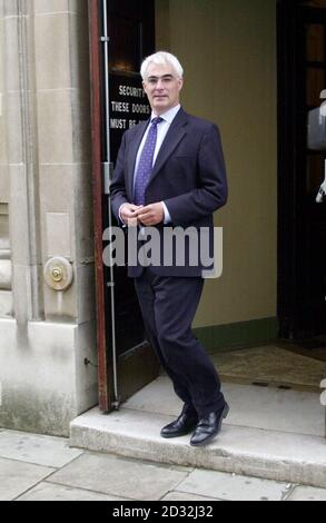 Alistair Darling leaving Methodist Central Hall in London after a memorial meeting for Baroness Barbara Castle of Blackburn. The former Labour Cabinet minister and legendary firebrand died in May at the age of 91. Stock Photo