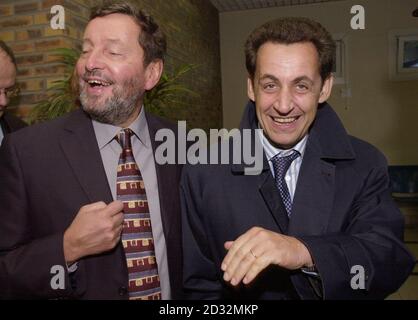 Home secretary David Blunkett meets with his French counterpart Nicolas Sarkozy at the port of Calais where they inspected new equipment to detect a human heart beat inside a lorry and saw a multi-million pound fence designed to keep out would be asylum seekers.  Stock Photo