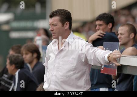 Roddy Collins, manager of Carlisle United watches his team performance against hosts Yeovil Town, during the Nationwide Division Three match at Huish Park, Yeovil. THIS PICTURE CAN ONLY BE USED WITHIN THE CONTEXT OF AN EDITORIAL FEATURE. NO UNOFFICIAL CLUB WEBSITE USE. Stock Photo