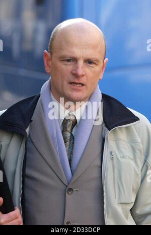 Martin O'Rawe arrives at the General Medical Council, London. Mr O'Rawe is one of seven doctors, some who no longer work at the private clinic for heroin addicts who was facing a disciplinary hearing over allegations of inappropriate treatment in what is expected to be one of the biggest cases in the General Medical Council's 145-year history. The charges relate to alleged inappropriate prescriptions of methadone, a widely-used heroin substitute, for patients at the Stapleford Centre, which has sites in Ongar, Essex, and Belgravia, central London. Stock Photo