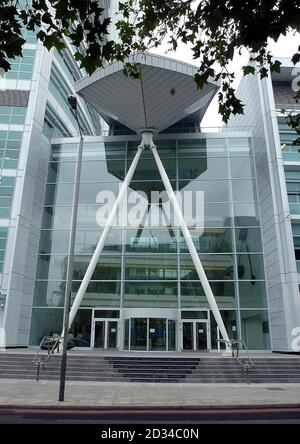 General view of the main entrance to University College Hospital. Stock Photo