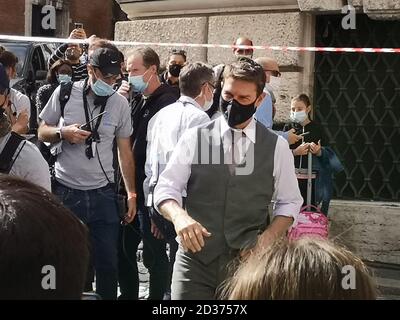 Rome, Italy - October 6, 2020: Tom Cruise greets fans during a break in filming of Mission Impossible 7, between the trades in the historic center of Rome, Italy. Stock Photo