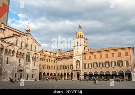 Palazzo Communale and the Duomo at the Piazza Grande in Modena, Central Italy. Stock Photo