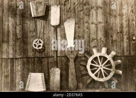 Different technical solutions for propellers for early airships (1900) Stock Photo