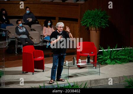 Bologna, Italy. 07th Oct, 2020. Italian physicist Carlo Rovelli presents his latest book 'Helgoland' at Aula Magna Santa Lucia of Bologna University on October 07, 2020 in Bologna, Italy. Credit: Massimiliano Donati/Alamy Live News Stock Photo