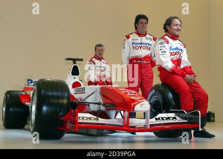 Panasonic Toyota F1 Team TF104 2004 #16  Cristiano da Matta 