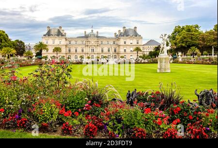 Luxembourg Palace and Luxembourg Garden (The Jardin du Luxembourg). Paris, France Stock Photo