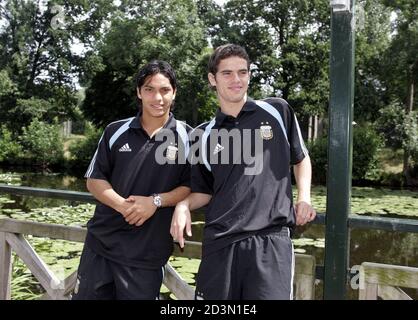 Argentina S Under Soccer Players L R Emiliano Armenteros Lautaro Formica Gustavo Oberman Gabriel Paletta Julio Barroso And Gustavo Cabral Pose At The Hotel Where The Argentine Squad Is Staying In Utrecht The