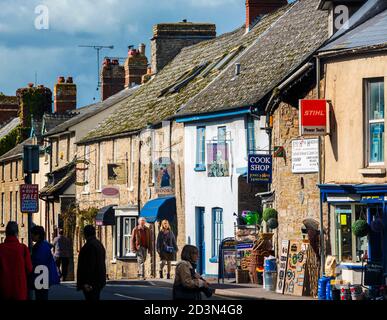 Hay-on-Wye, Powys, Wales, United Kingdom.  Scene in Castle Street.  The town is famous for its number of book shops. Stock Photo