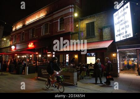 Clapham, London, UK, 8 October 2020: Clapham Picturehouse and all other cinemas in the Cineworld chain closed their doors tonight until March 2021. During the evening the film titles were replaced with the messages, 'We will be back. Support the arts. Vive le cinema.' Anna Watson/Alamy Live News Stock Photo