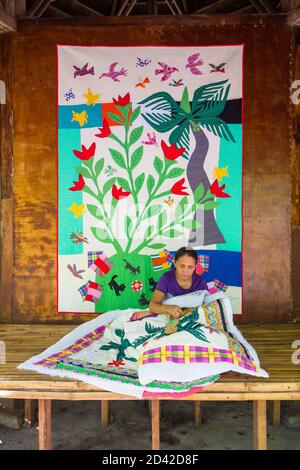 Quilt making in Caohagan Island off Cebu in the Phlippines Stock Photo