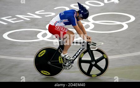 track cycling pedals