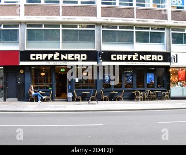 Caffe Nero exterior street view, Tottenham Court Road, London Stock Photo